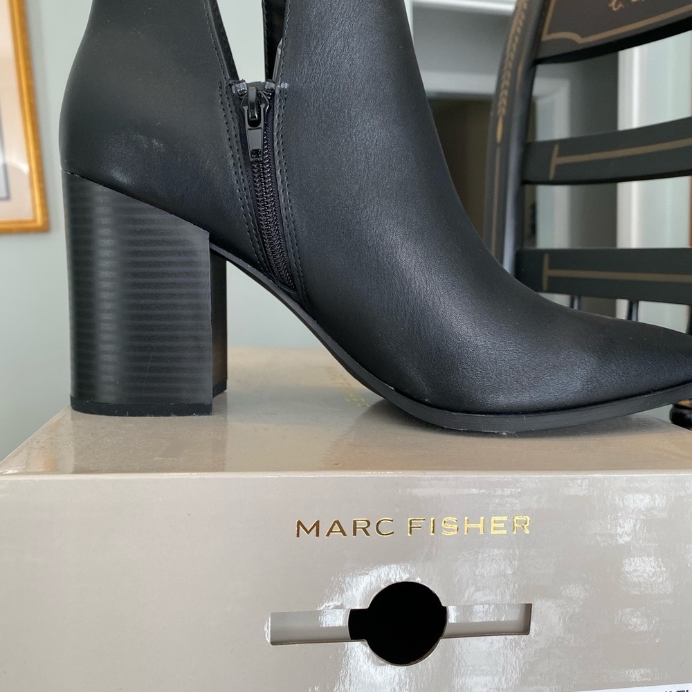 Womens size 10 booties